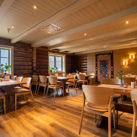 Hotel Vollan Gjestestue 4*