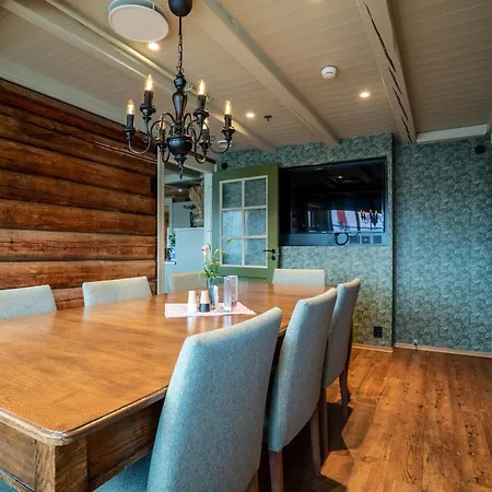 Vollan Gjestestue Hotel 4*