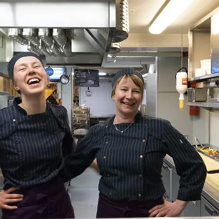 Vollan Gjestestue 4*