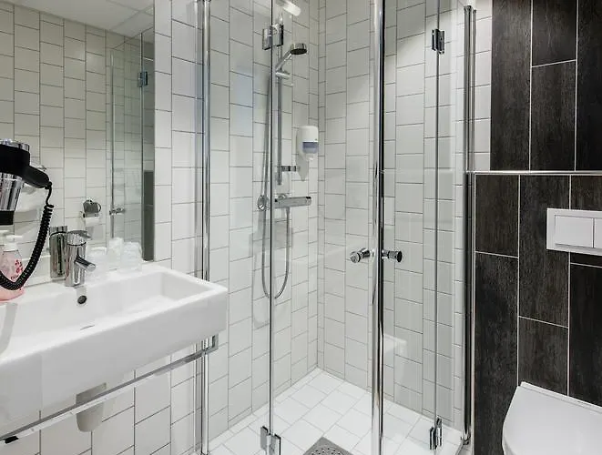 Vollan Gjestestue Hotel 4*