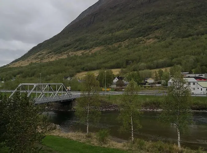 Vollan Gjestestue Hotell