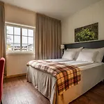 Vollan Gjestestue Hotel 4*