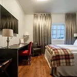 Vollan Gjestestue Hotel 4*